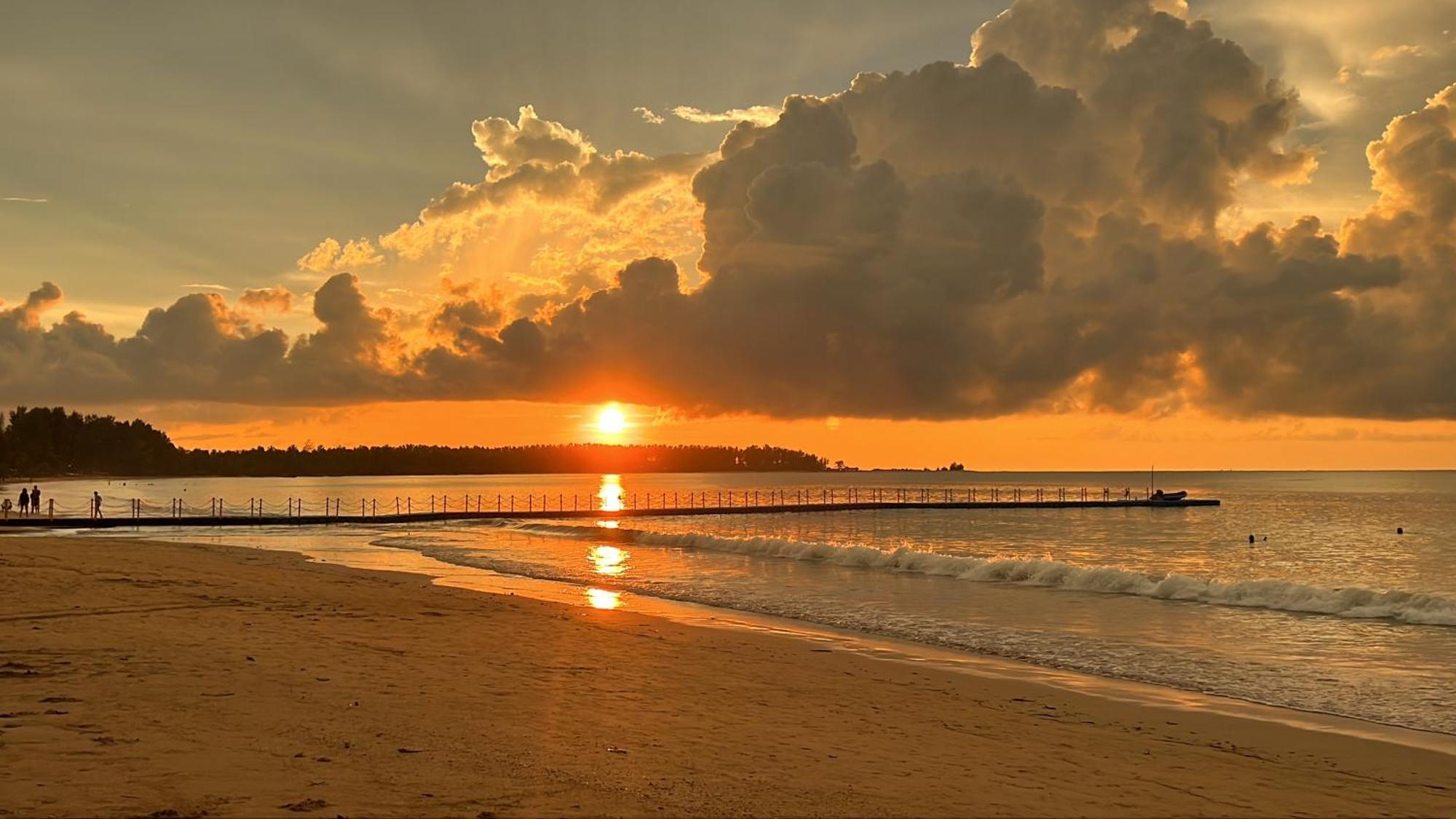 Ao Thong Beach Resort Bang Sak Dış mekan fotoğraf